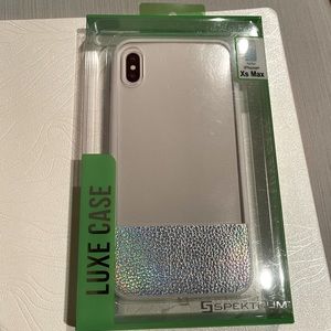 Xs Max case - clear with white bumper